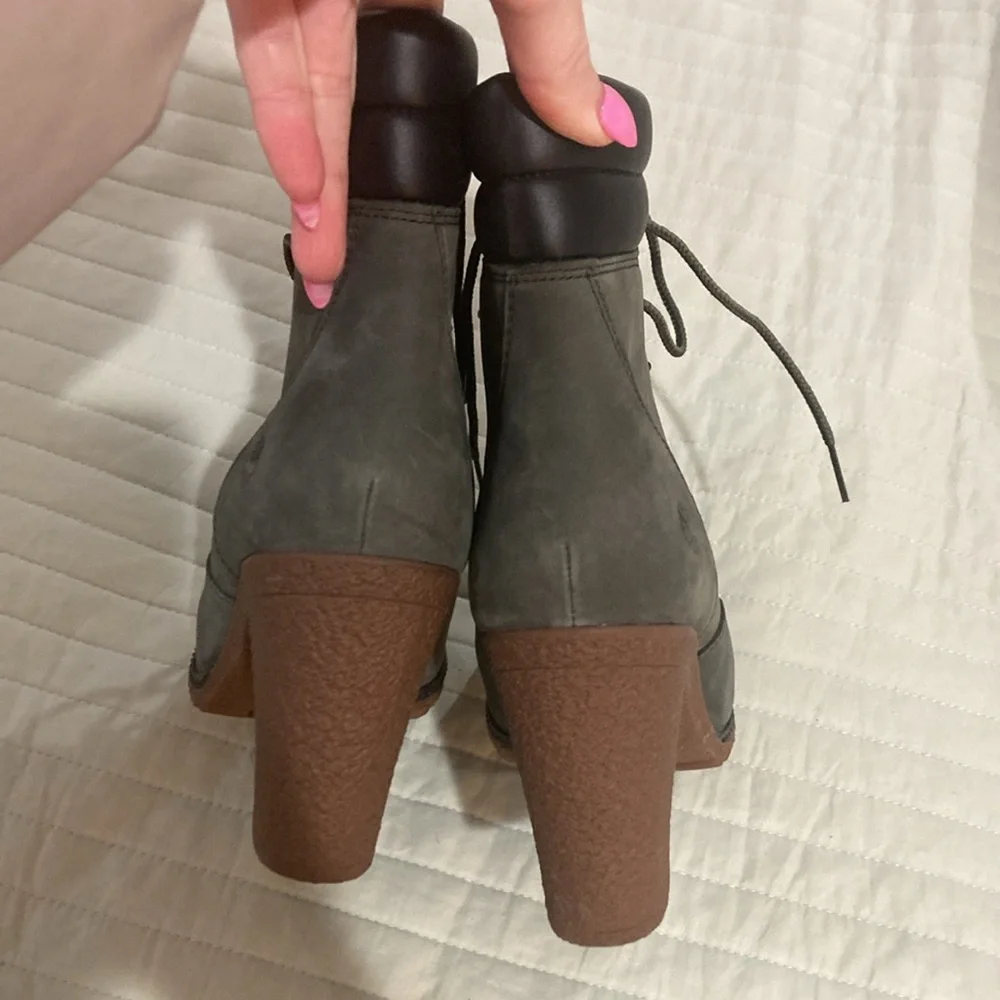 CUTE green timberlands 🆕 - Picture 5 of 5